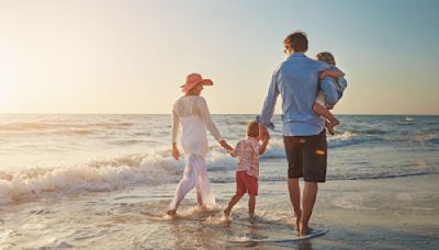 Families May Travel More Often, but Spend Less Than Couples Without Kids