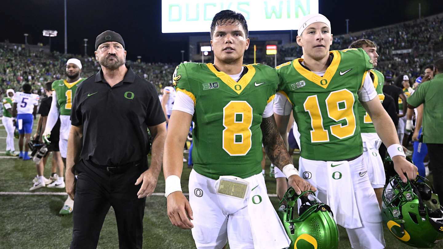 Oregon Football's Dillon Gabriel Climbs College Football Top 25 Quarterback Rankings