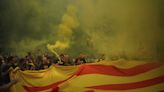 Diada de Cataluña: los independentistas salieron a las calles en pleno debate sobre la formación del nuevo gobierno español