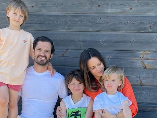 Carlos Felipe y Sofia de Suecia, con sus tres hijos, arrancan el verano ajenos al revuelo en torno a la 'nueva' Familia Real