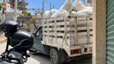 Conductor de camioneta experimenta falla y termina impactando casa en Tehuacán