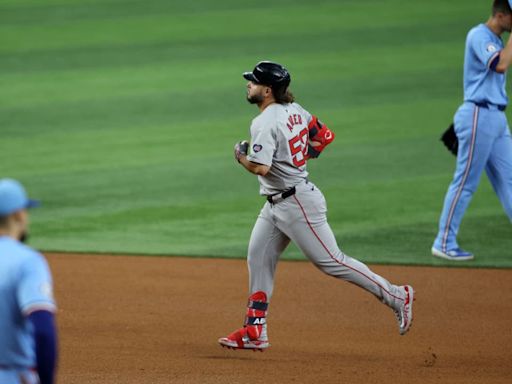 Abreu homers twice, Duran hits tiebreaking shot as Red Sox beat Rangers 7-2