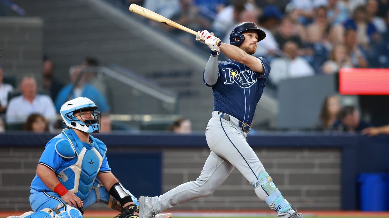 Brandon Lowe hits 2-run home run as Tampa Bay Rays beat Blue Jays 4-2 to climb above .500