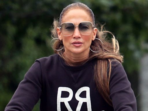 Jennifer Lopez Wears Ben Affleck Engagement Ring and Wedding Band During Bike Ride in the Hamptons