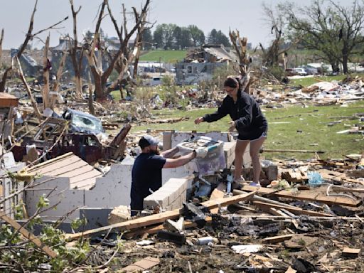 White House seeks emergency funds for Midwest disaster relief, Key Bridge in Maryland