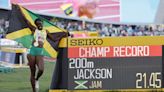 Shericka Jackson, oro en los 200 metros, se acerca al récord de Griffith