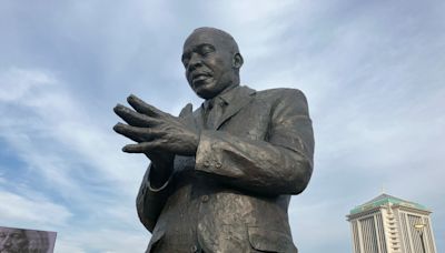 Equal Justice Initiative adds statue of MLK to Legacy Plaza in Montgomery