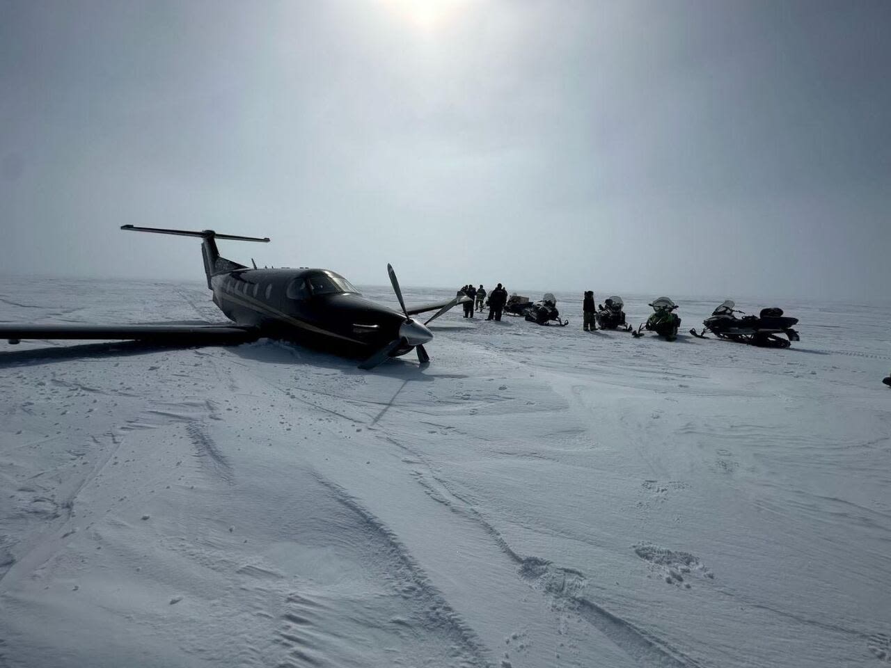 Plane goes down near Rankin Inlet, 3 people on board believed 'safe'