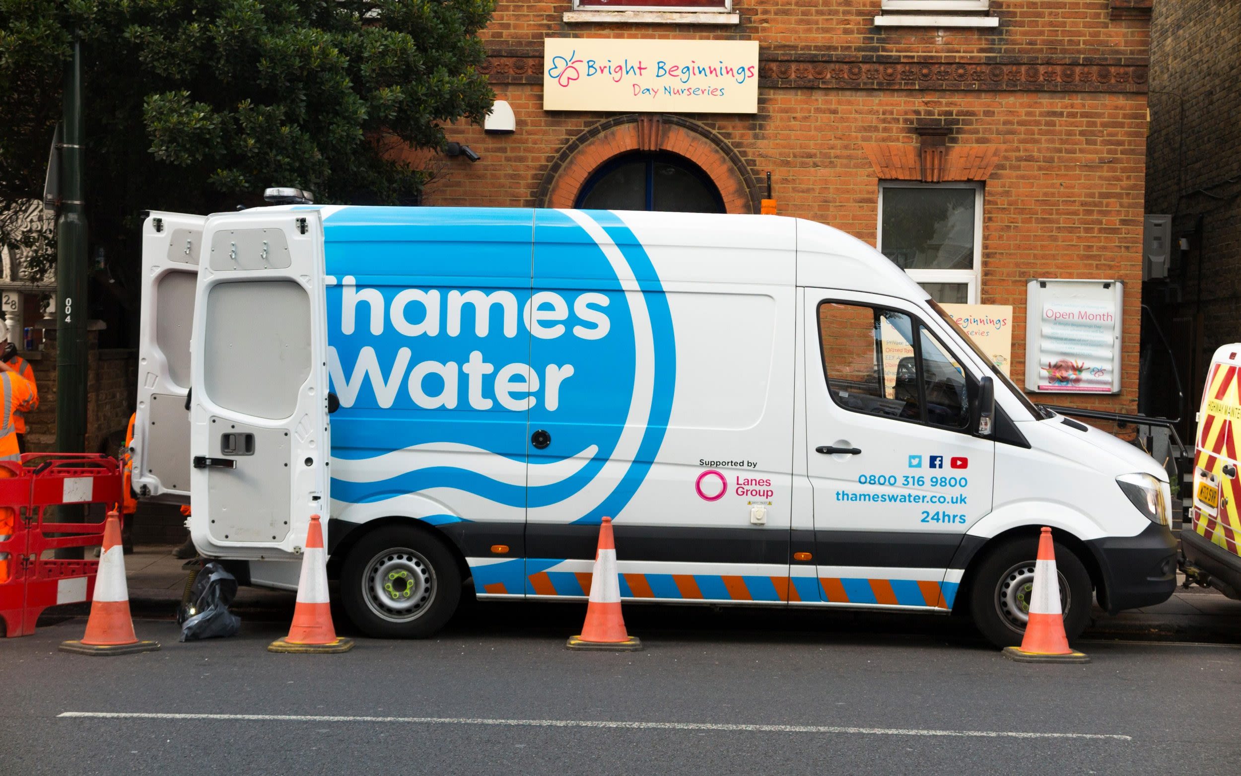 Thames Water bonds hit record low as directors quit en masse