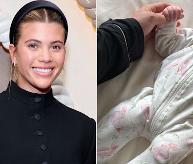 Sofia Richie Holds Hands with 1-Month-Old Daughter Eloise in Adorable New Photo