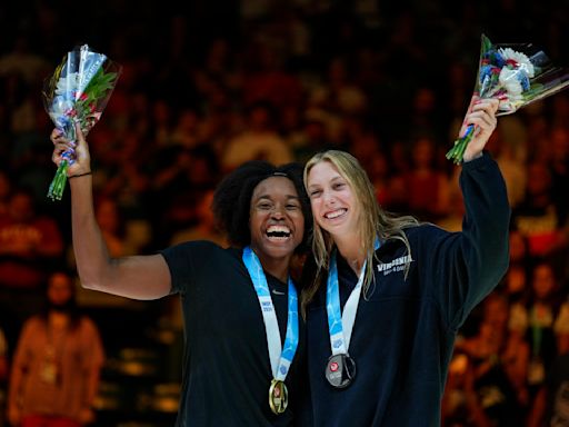 Simone Manuel channels her winning side, touches first in 50 free to claim individual Olympic race