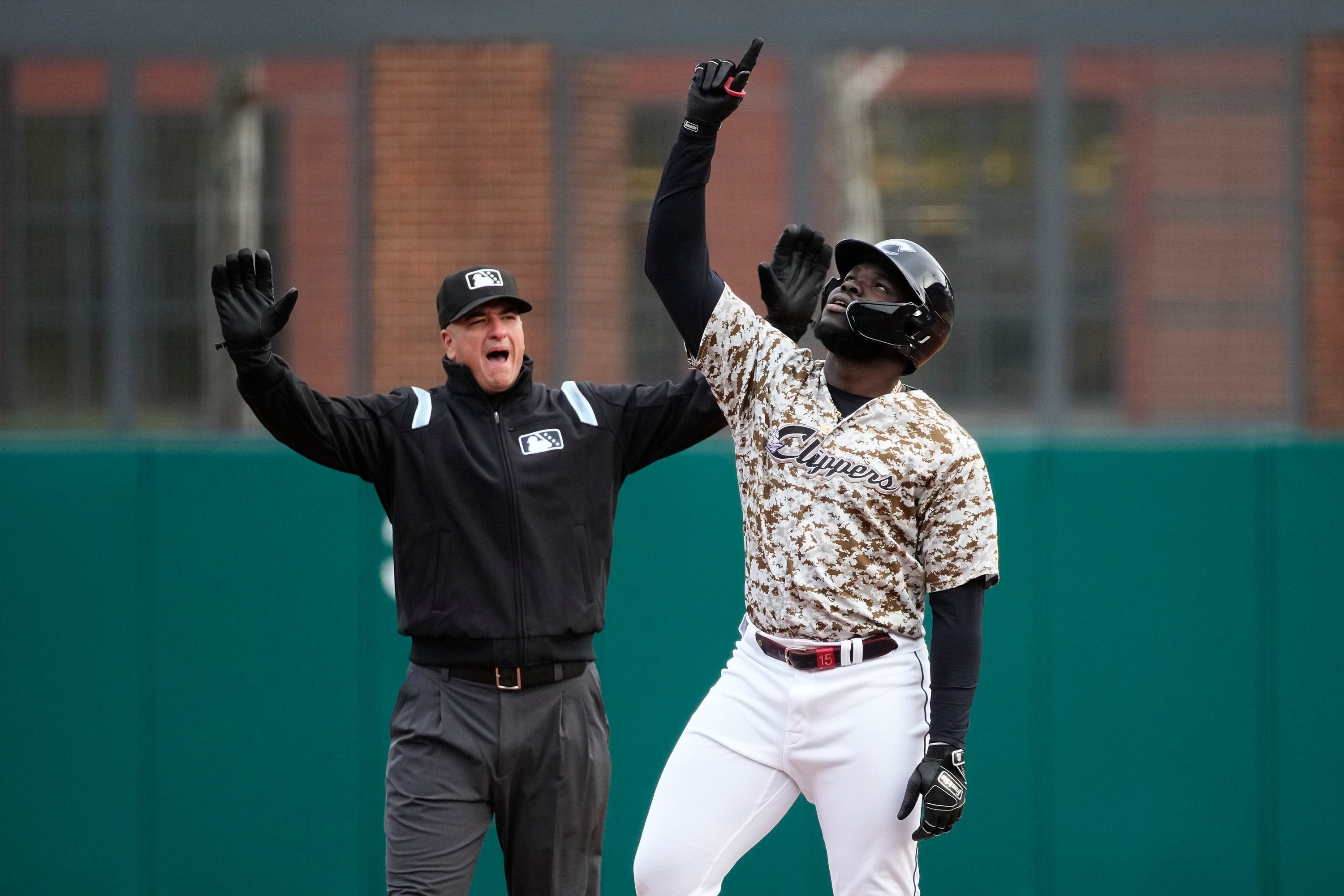 Columbus Clippers celebrate Jhonkensy Noel first MLB home run with Cleveland Guardians