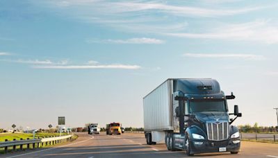 Aurora Innovation touts environmental benefits of automated trucking - TheTrucker.com