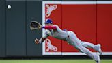 Giants claim speedy outfielder off waivers from Rangers