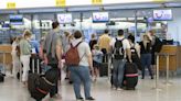 Brussels asks airlines to agree on standard luggage sizes