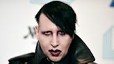 Marilyn Manson podrá alcanzar acuerdo por limpiarse la nariz sobre videógrafa