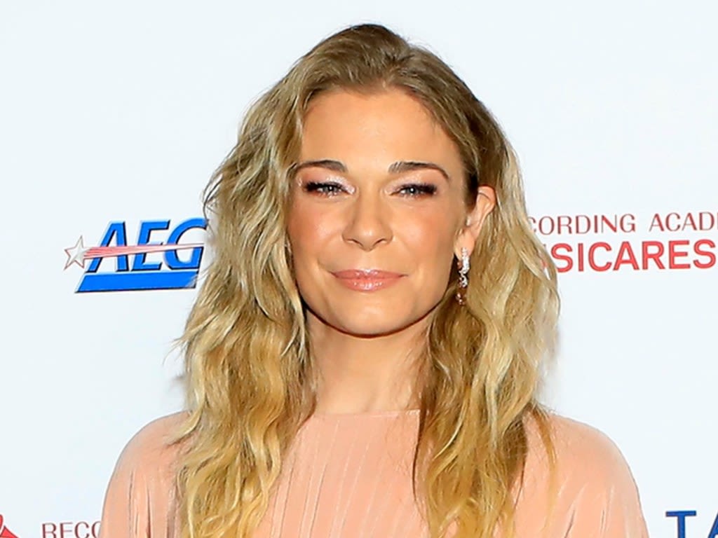 Leann Rimes’ ‘Magical’ Birthday Post Features a Super-Rare & Stunning Bikini Video