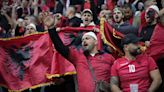 UEFA abrió expediente disciplinario a Albania por mal comportamiento de sus hichas en Eurocopa - El Diario NY
