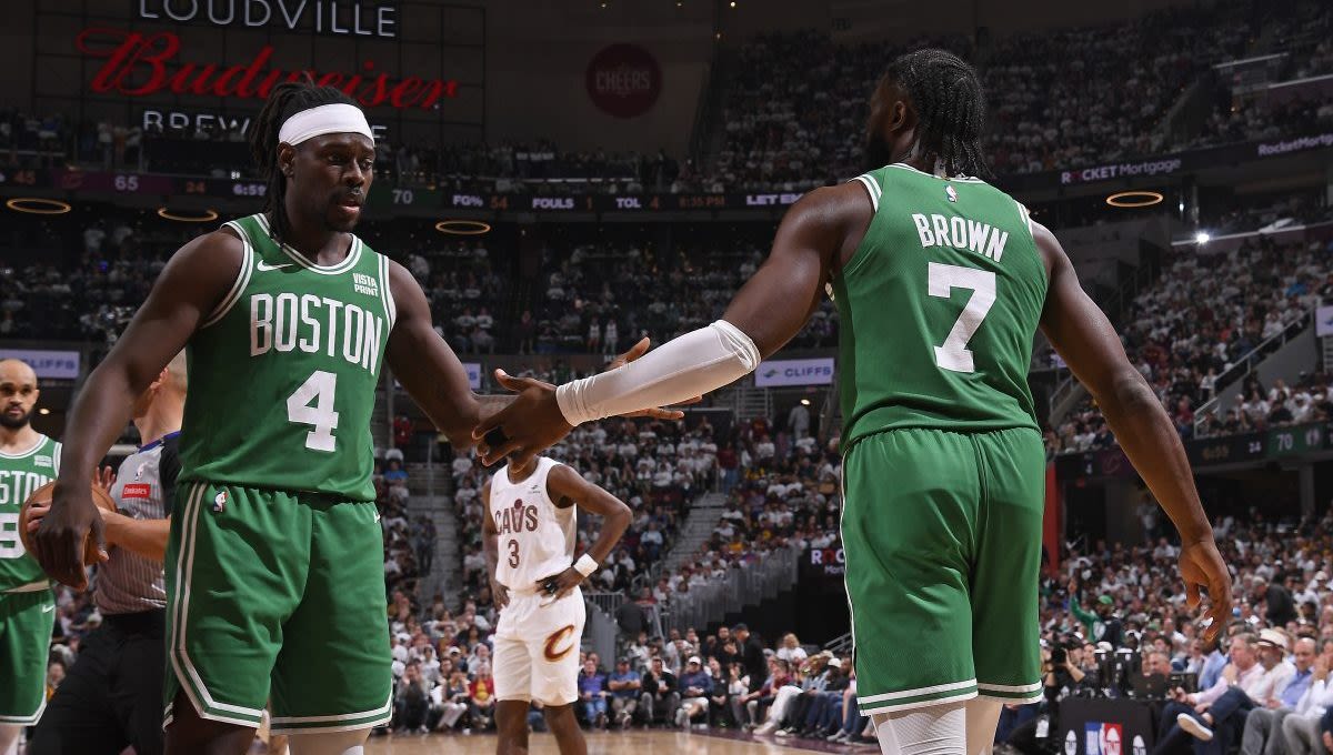 Celtics-Cavs takeaways: Holiday helps C's survive sloppy Game 4