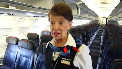 World's Longest-Serving Flight Attendant Dies