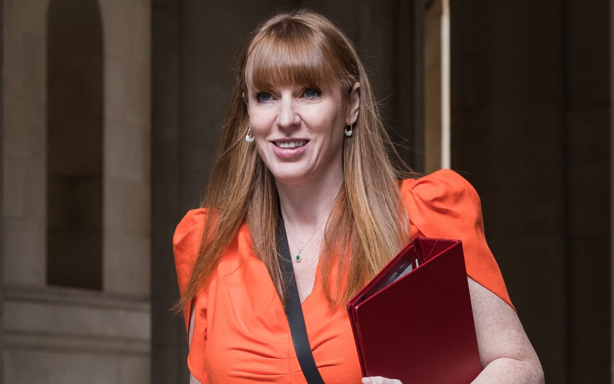 Angela Rayner pledges ‘devolution revolution’ by giving more power to communities