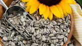 ¿Cuántas semillas de girasol debo consumir para aumentar el colágeno y proteger la tiroides?