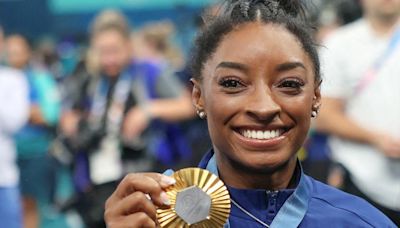 Simone Biles Shows Off New Hairstyle After Finishing Paris Olympics