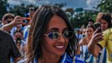 Anto Roccuzzo se robó todas las miradas por su look súper canchero para ir a alentar a la selección argentina