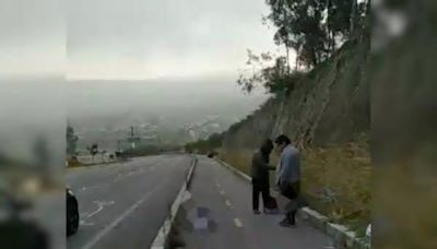 Hallan tres cadáveres en la av. Simón Bolívar, al norte de Quito: ciclistas reportaron el hecho