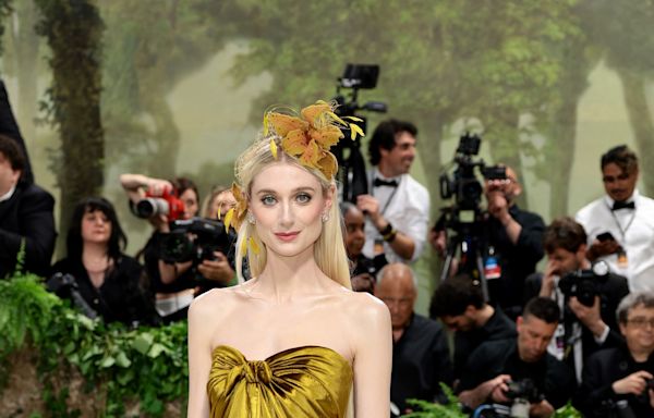 The Crown's Elizabeth Debicki Gleamed in Gold on the Met Gala Red Carpet