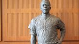Hank Aaron's 'keep swinging' attitude in focus as new Baseball Hall statue
