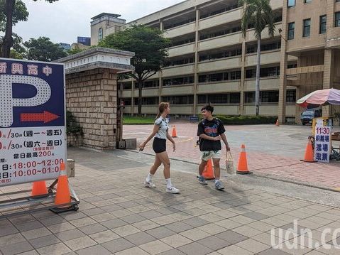 高雄輕軌大順路周邊停車位少 議員促推共享車位