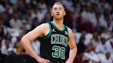 Hauser, Celtics agree to fully guaranteed 4-year, $45 million extension