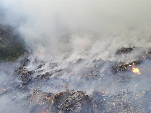 綠島垃圾堆置場起火燃燒 PM10、PM2.5皆超標