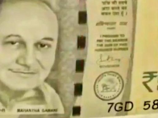 Gujarat: Fake currency notes with Anupam Kher picture used to con bullion trader of 2.1 kg gold, Ahmedabad cops launch investigations