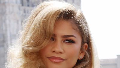 Zendaya's Summer Manicure Is Unexpectedly Bright