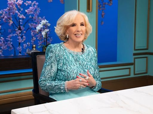 En La noche de Mirtha Legrand. El furcio de la Chiqui que reveló que el programa es grabado