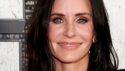 Courteney Cox Chopped Her Hair Into a Piecey Bob