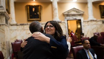 Maryland state Sen. Sarah Elfreth defeats former Capitol Police Officer Harry Dunn in Democratic House primary