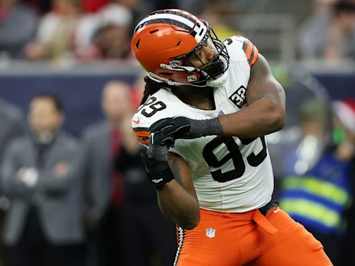 Za'Darius Smith enters Browns OTAs with new haircut, but same high goals for performance