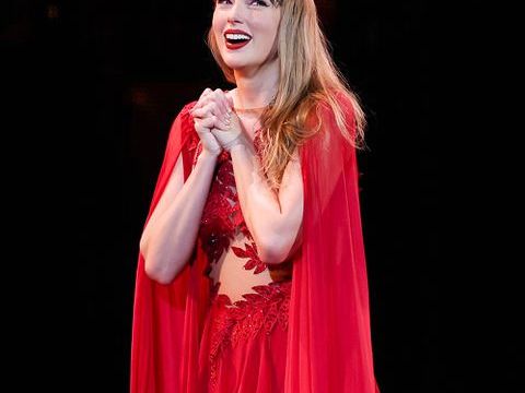 Taylor Swift Savors Thunderous Applause in Milan, Plus Tom Cruise, Kirsten Dunst and More