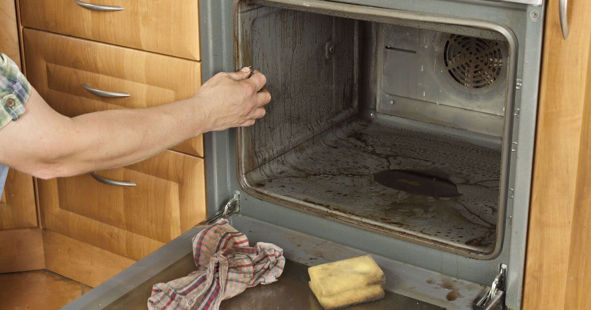 Oven grease and grime melts away easily without heavy scrubbing using 3 items