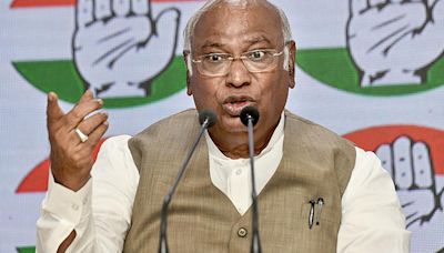 Congress president Mallikarjun Kharge calls a meeting of newly elected party MPs before special session of Parliament