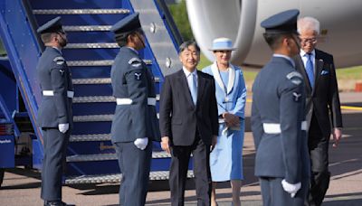 El emperador y la emperatriz de Japón llegan al Reino Unido antes de una esperada visita de Estado