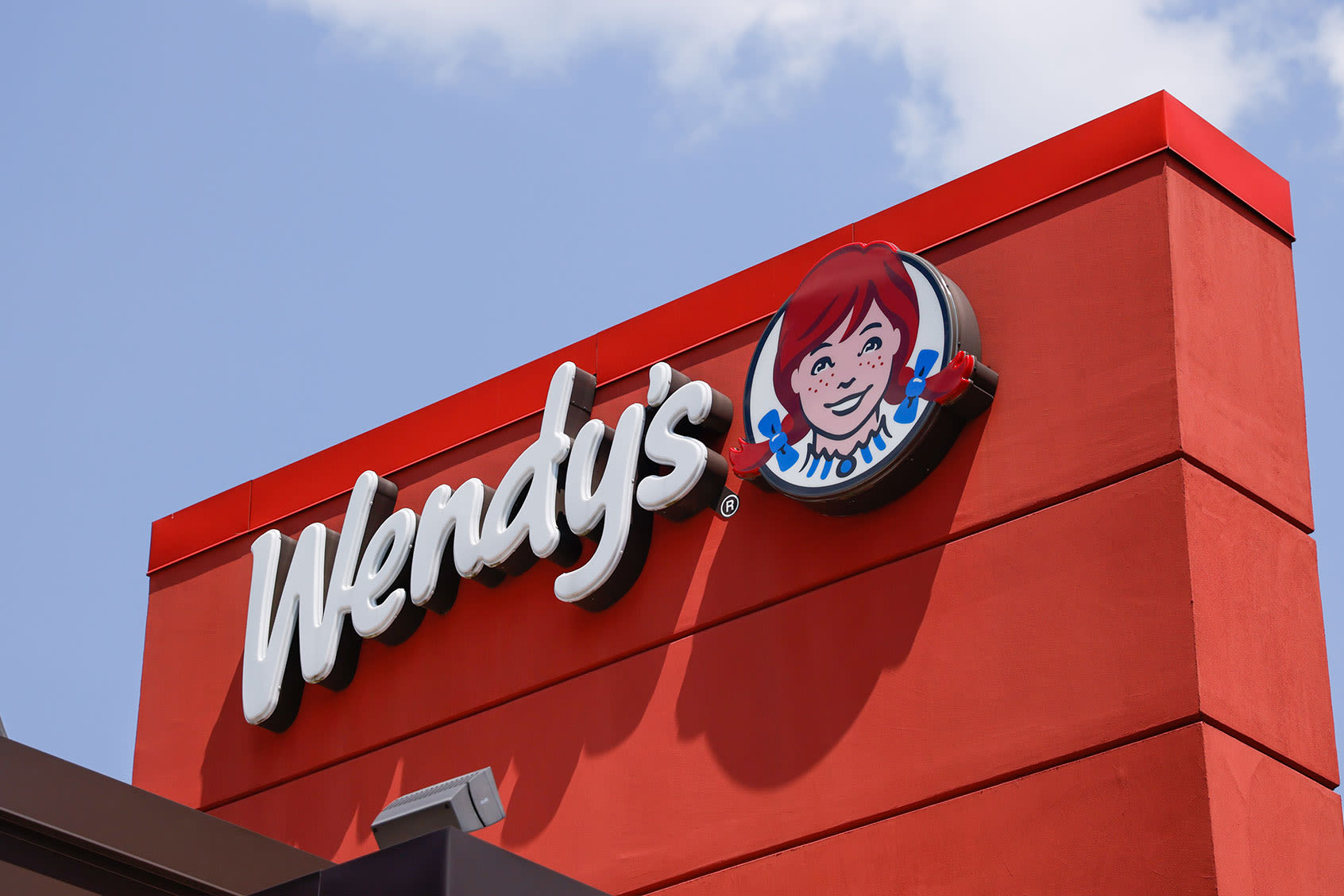 Wendy’s gets ahead in the ongoing “value meal wars” with a limited-time-only $1 Frosty deal