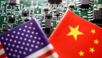 La nueva ley de EEUU de exportaciones de chips a China exime a varios socios, según fuentes