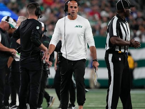 Jets coach Robert Saleh prepares for a reunion against Kyle Shanahan and the 49ers