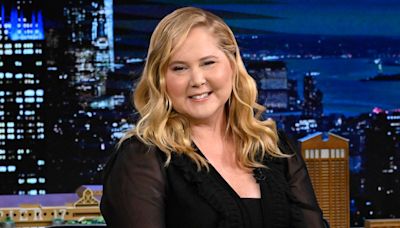 Amy Schumer calls out 'razor-sharp' scrutiny on Jewish people, 'but not on Hamas'