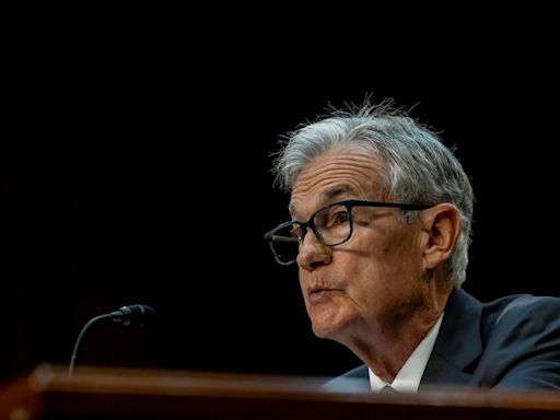 Powell says he will stay at Fed through end of term as chair