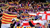 La UEFA enviará un informe por el saludo nazi de aficionados del Barça en París